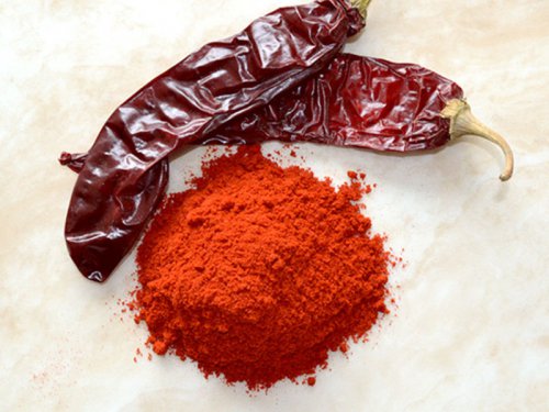  Paprika powder 